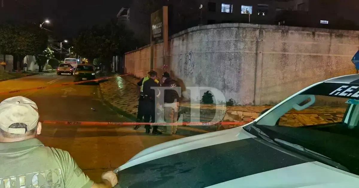 Agentes policiales en Los Lotes