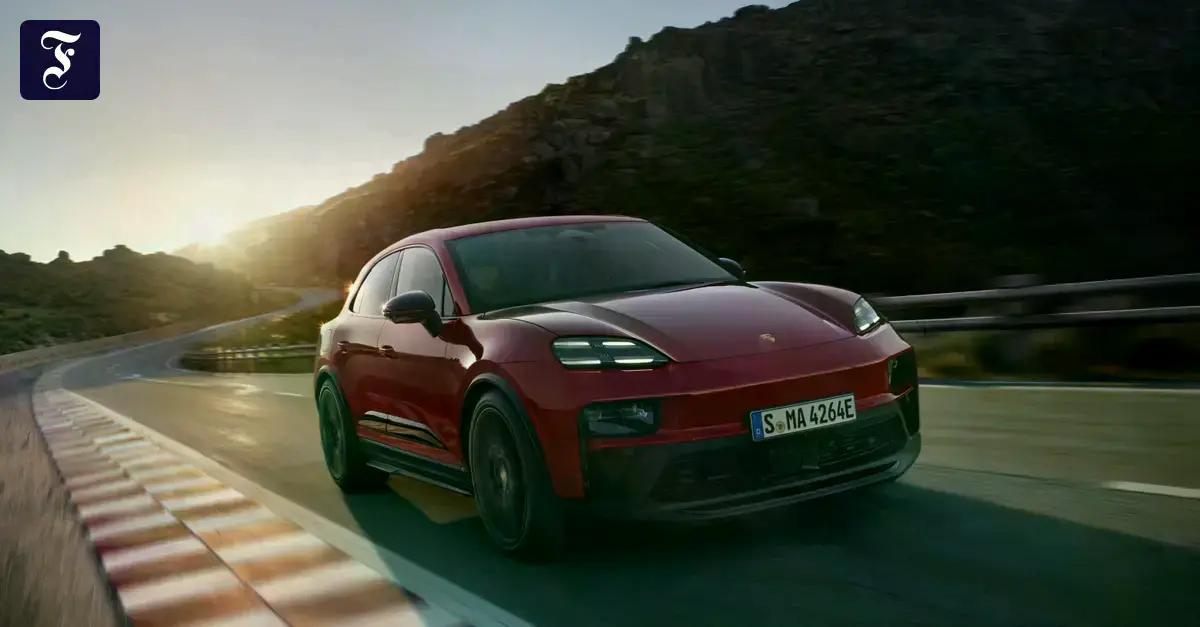 SUV Macan Porsche, menos agresivo en su diseño.