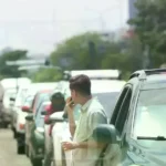 Largas filas por combustible persisten en Santa Cruz por cuarto día consecutivo