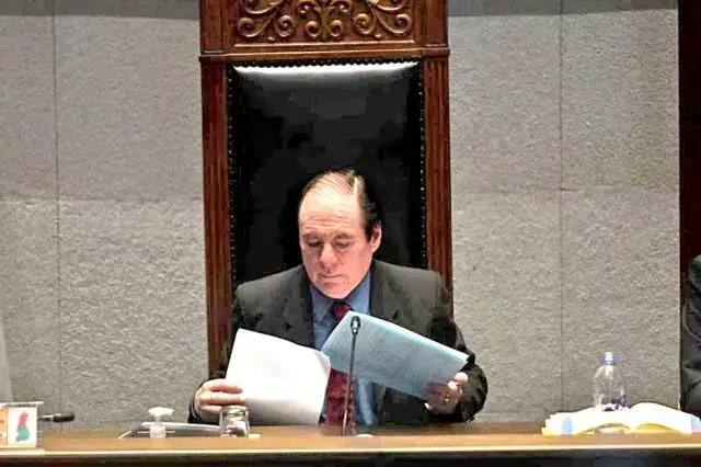 El presidente del BCB, David Espinoza, durante su exposición ante el Senado.
