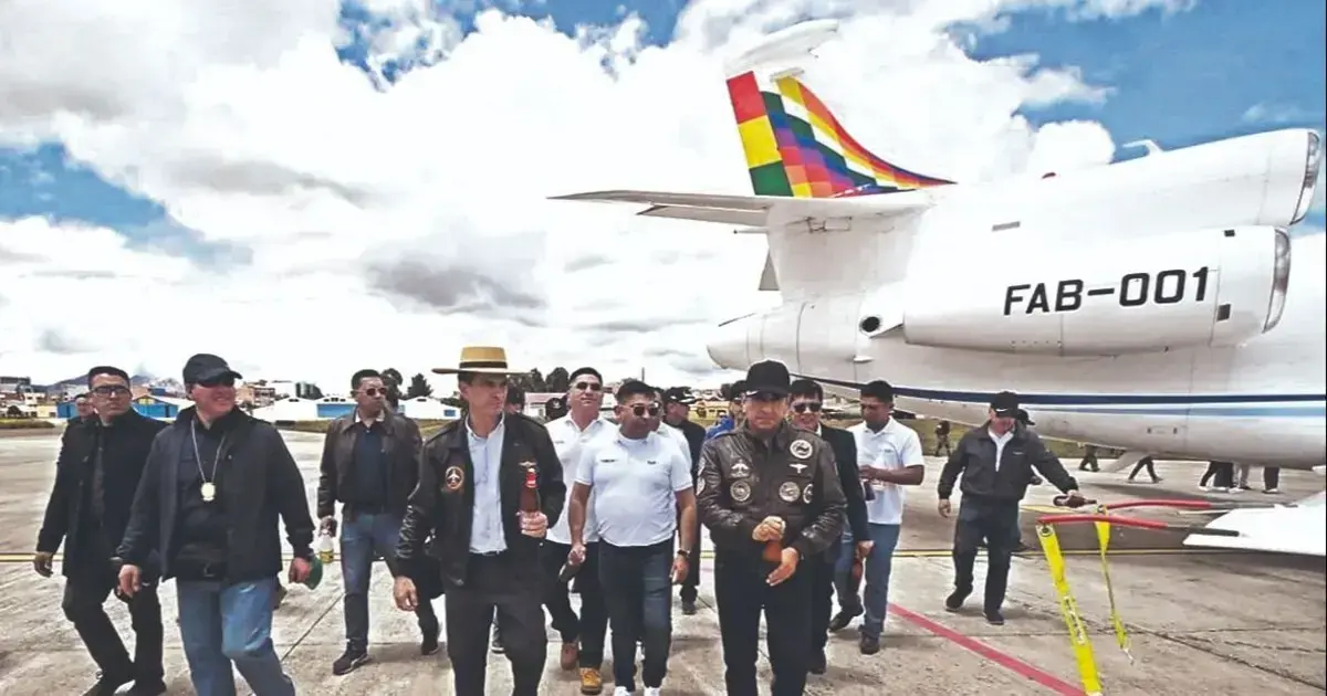 El Jefe de Estado ch’alló el avión presidencial el pasado 13 de febrero.