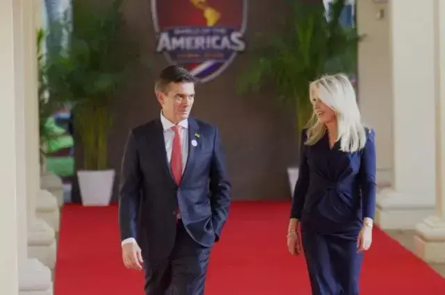 El presidente Rodrigo Paz en la Cumbre "Escudo de las Américas"