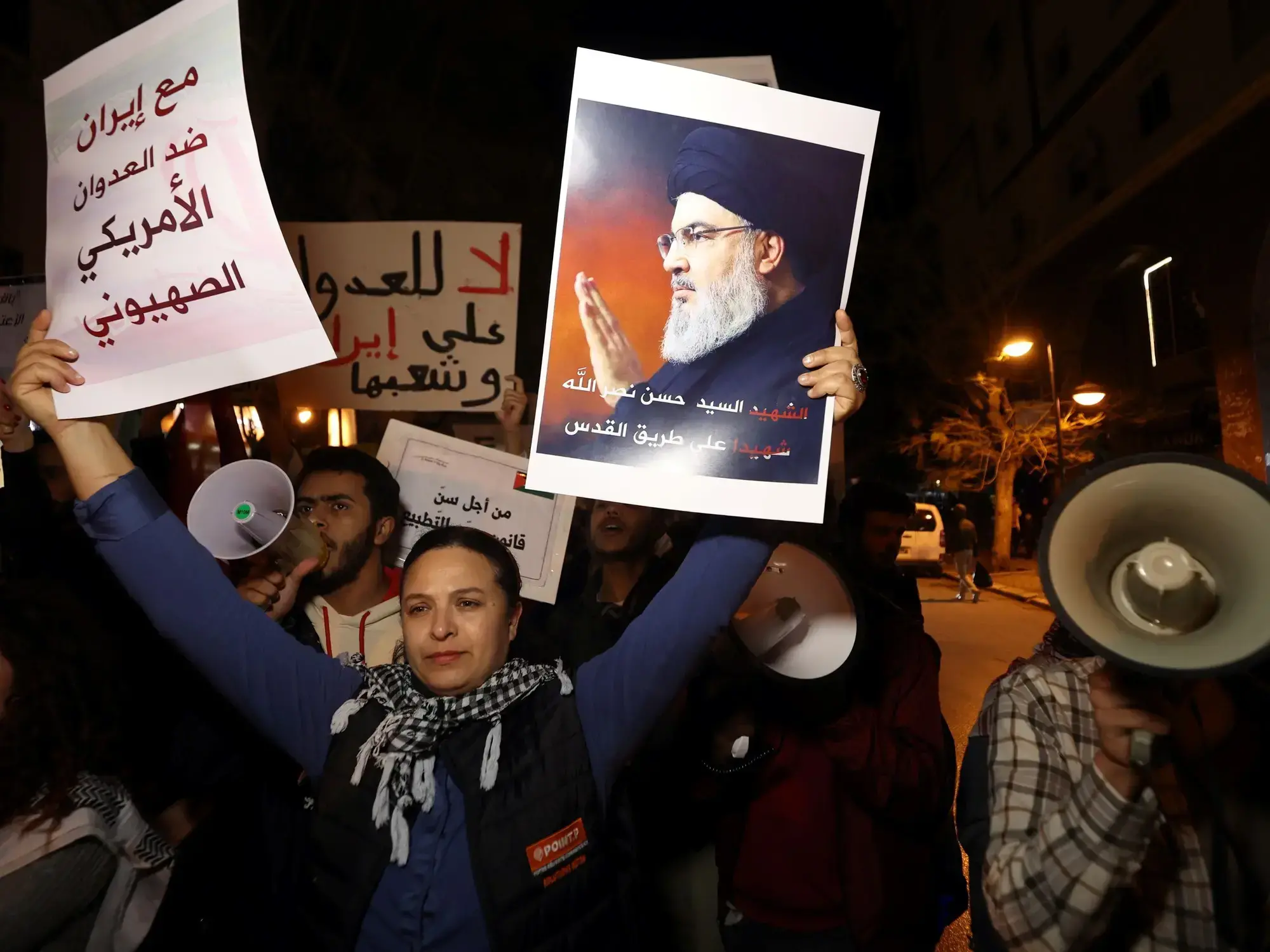 Miembros de la Asamblea de Expertos de Irán durante una sesión.