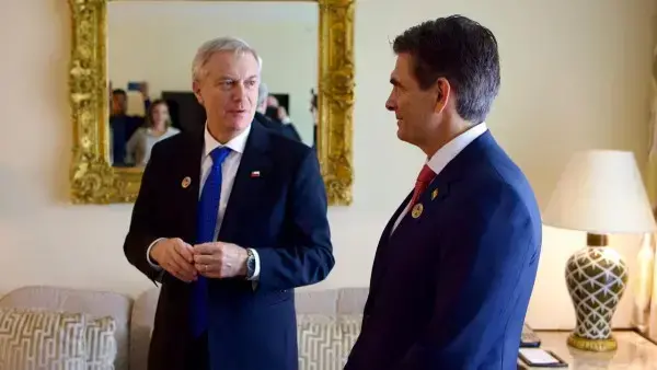 El presidente de Bolivia, Rodrigo Paz, y el presidente electo de Chile, José Antonio Kast.