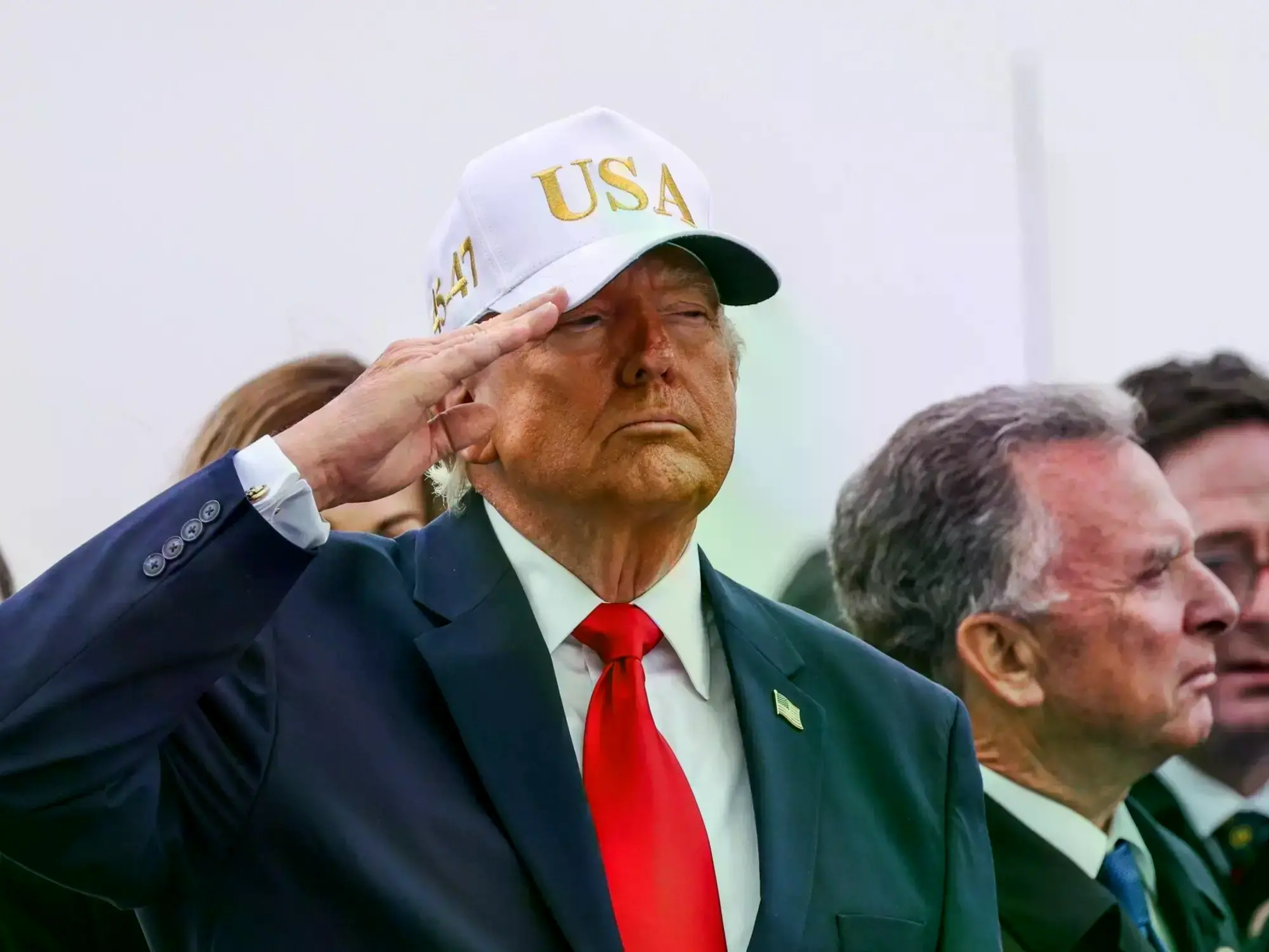 El presidente de EE.UU., Donald Trump durante un homenaje a soldados.