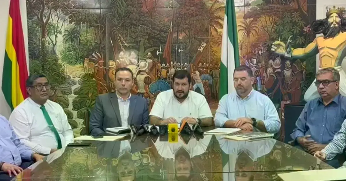 Cívicos cruceños se reunieron con instituciones para elaborar un proyecto de ley