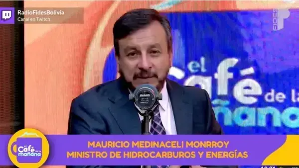Ministro Medinaceli en Radio Fides.