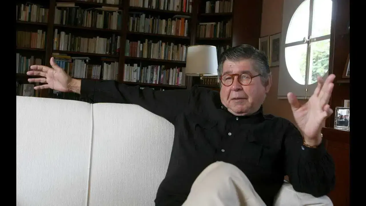 El escritor peruano Alfredo Bryce Echenique.