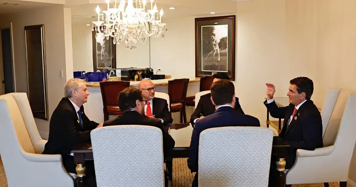 Los presidentes Kast y Paz se reunieron el fin de semana en Miami.