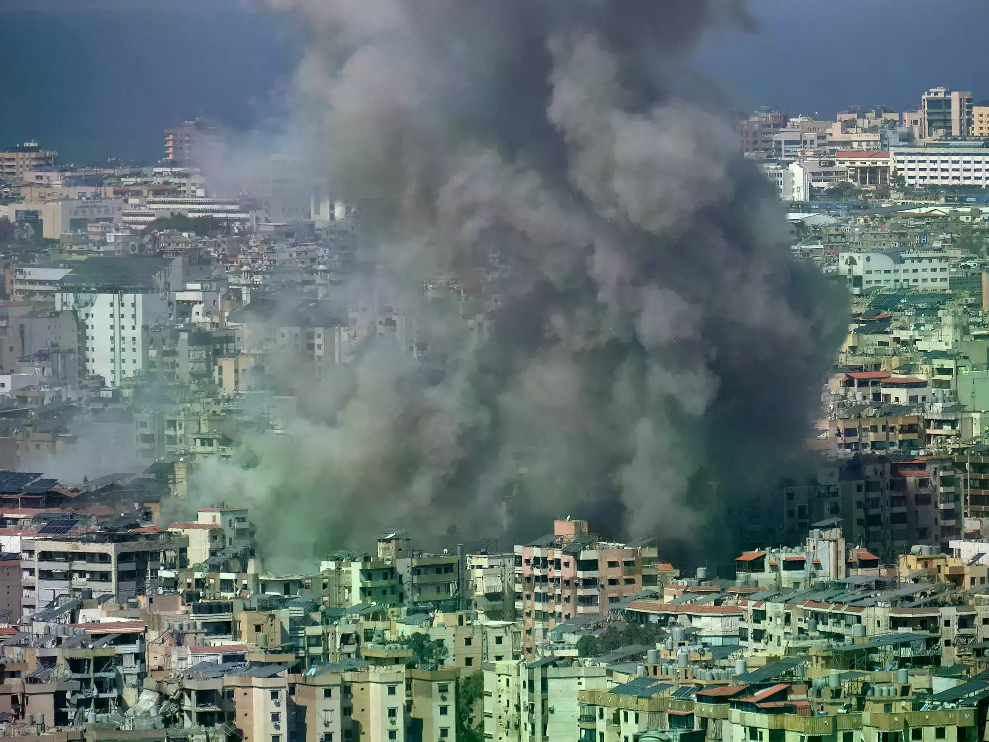 Bombardeos israelíes sobre los suburbios sur de Beirut, conocidos como Dahye.
