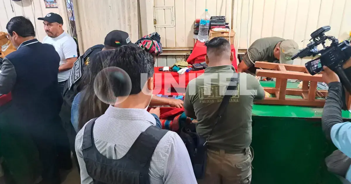 Operativo policial en el barrio Chino de Cochabamba.