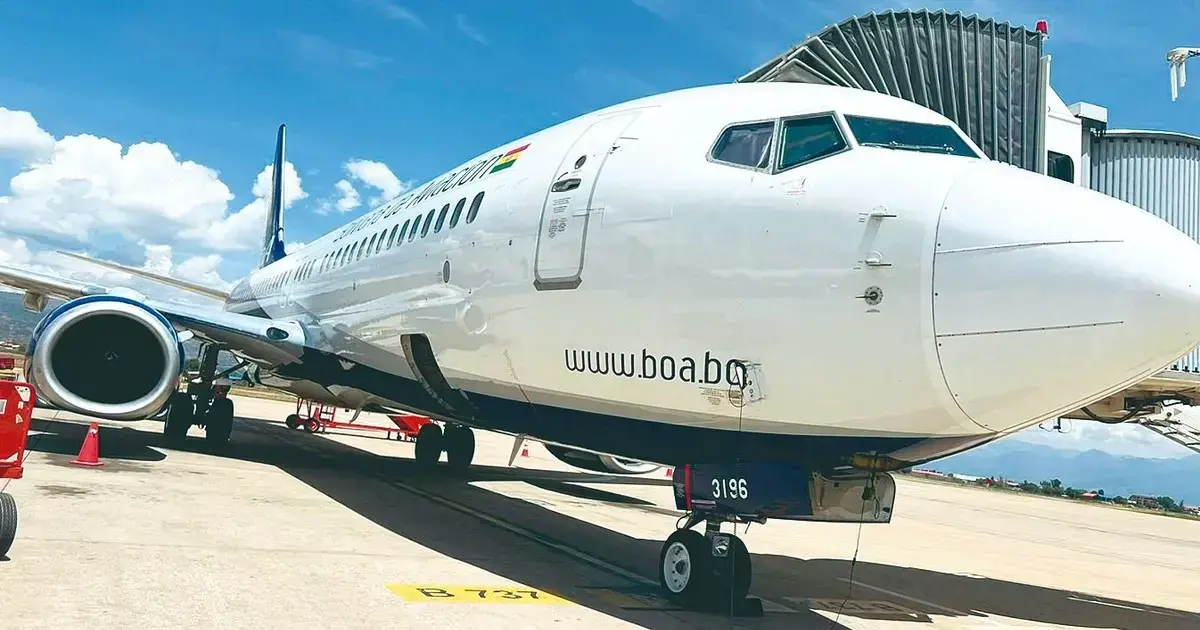 Aeronave Boeing 737-800 de Boliviana de Aviación (BoA).