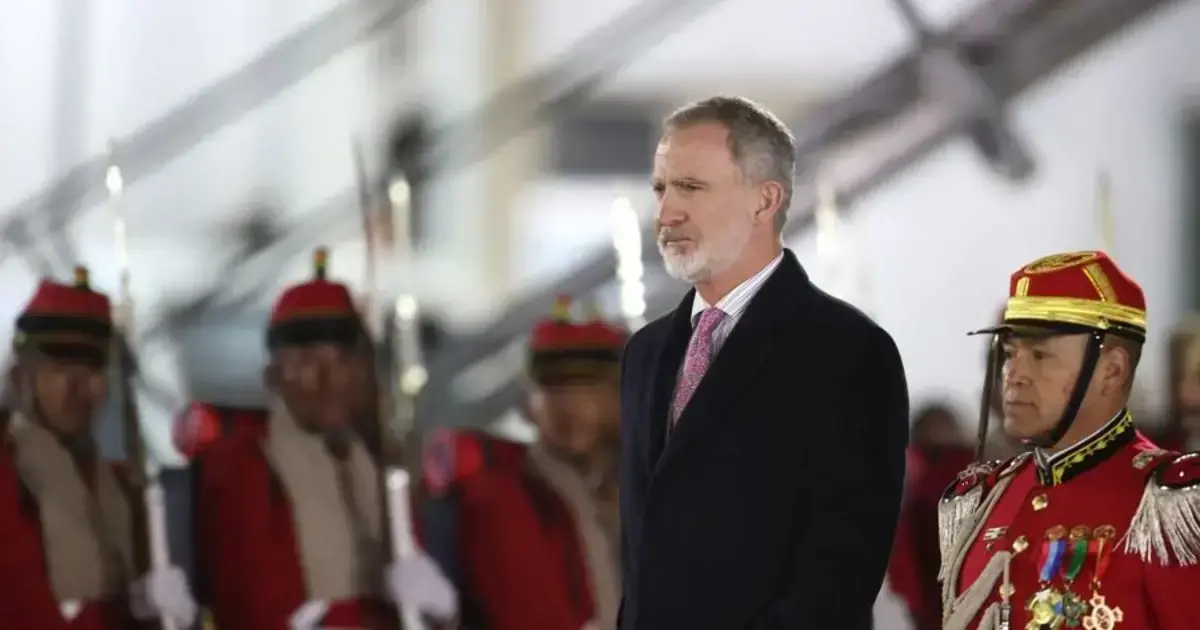 Plaza Murillo en La Paz con dispositivos de seguridad por la visita del Rey de España.