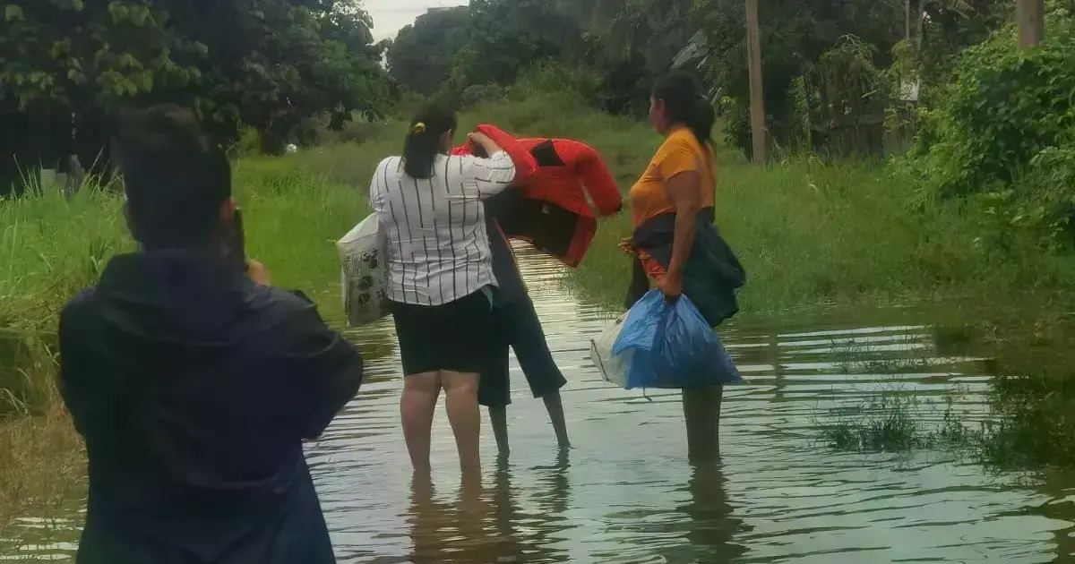 Viviendas dañadas por el agua en la comunidad de San Pablo, Guarayos.