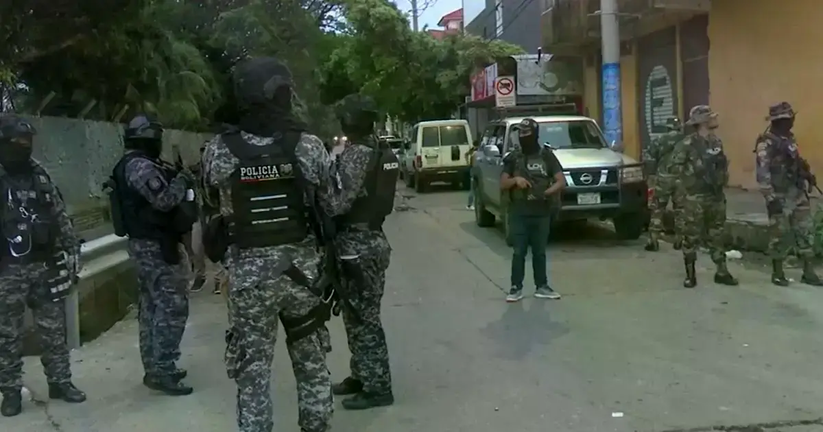 Diferentes unidades policiales se movilizan por la zona