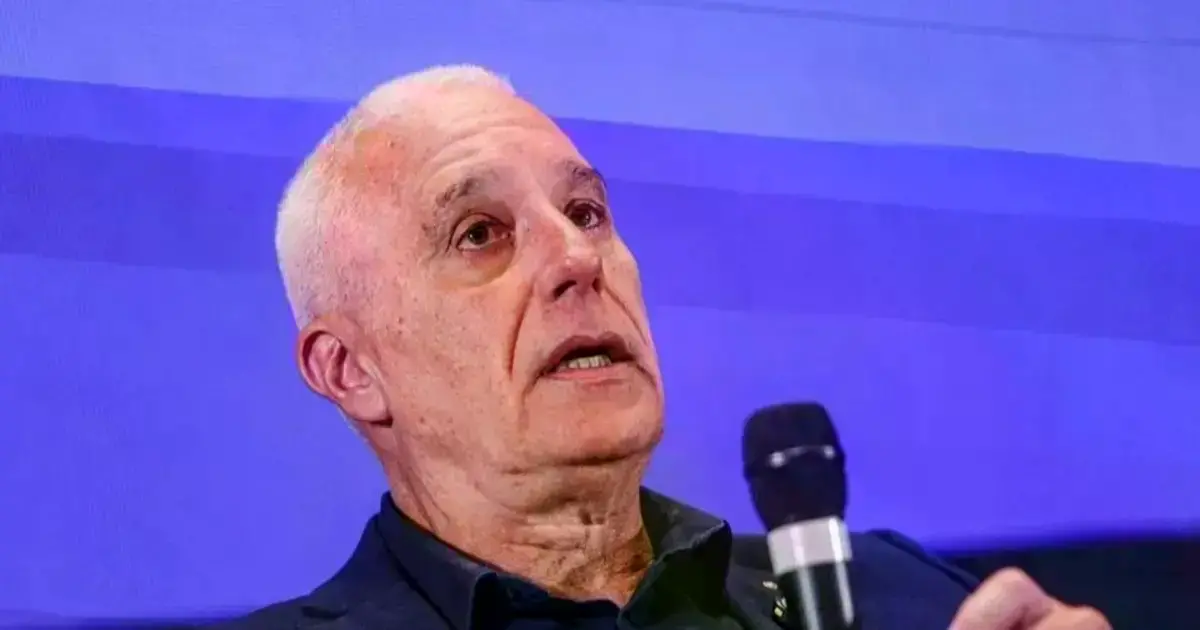 Ministro Carlos Negro.