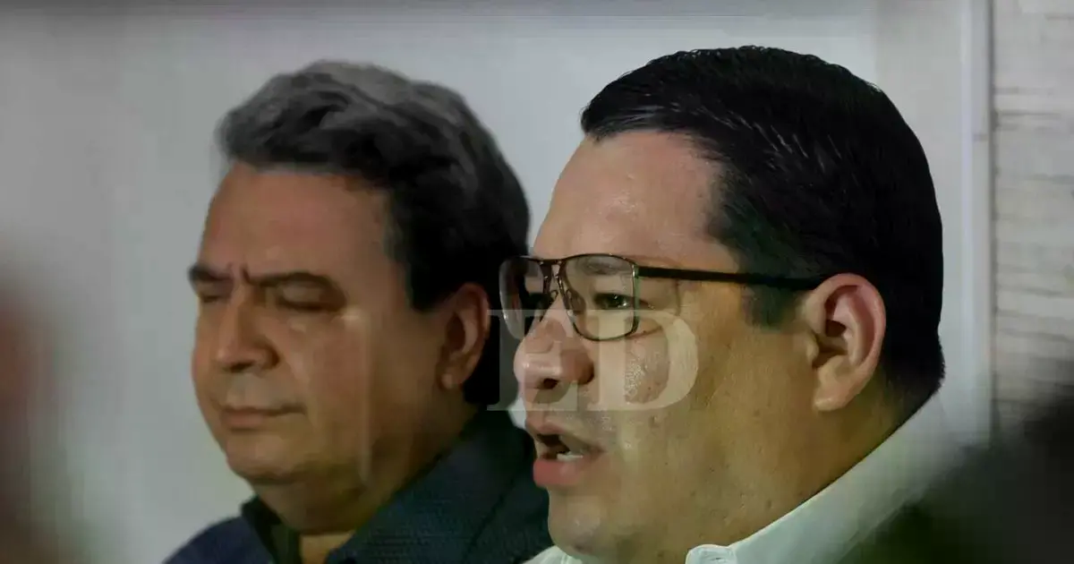 El fiscal general Roger Mariaca brindó una conferencia de prensa por la captura de Sebastián Marset