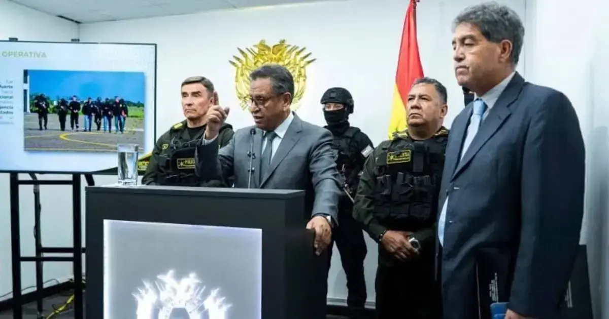 El ministro de Gobierno explicando el operativo de captura de Marset