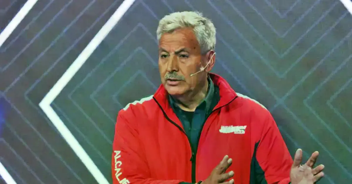 Jhonny Plata habló de sus propuestas en el debate organizado por el Órgano Electoral Plurinacional