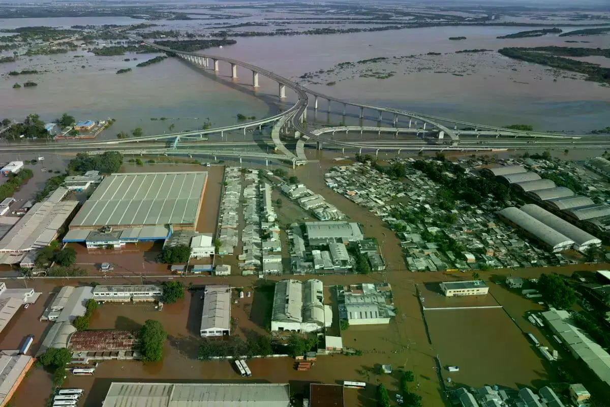 El Mercado Central inundado tras fuertes lluvias en Porto Alegre, Brasil, el 9 de mayo de 2024.
