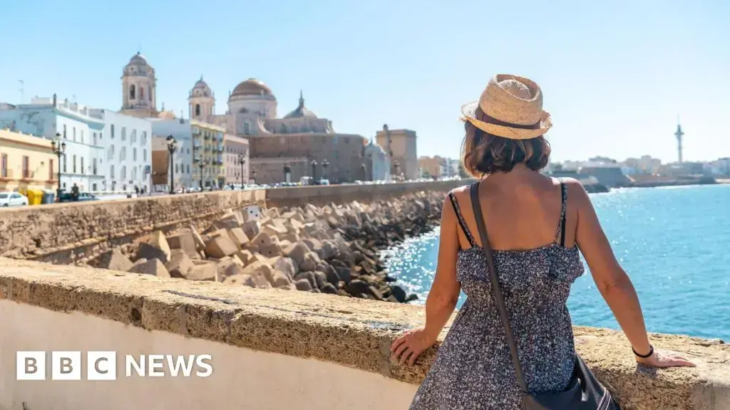 Turistas en un aeropuerto