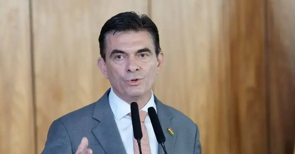 Rodrigo Paz en Brasil.