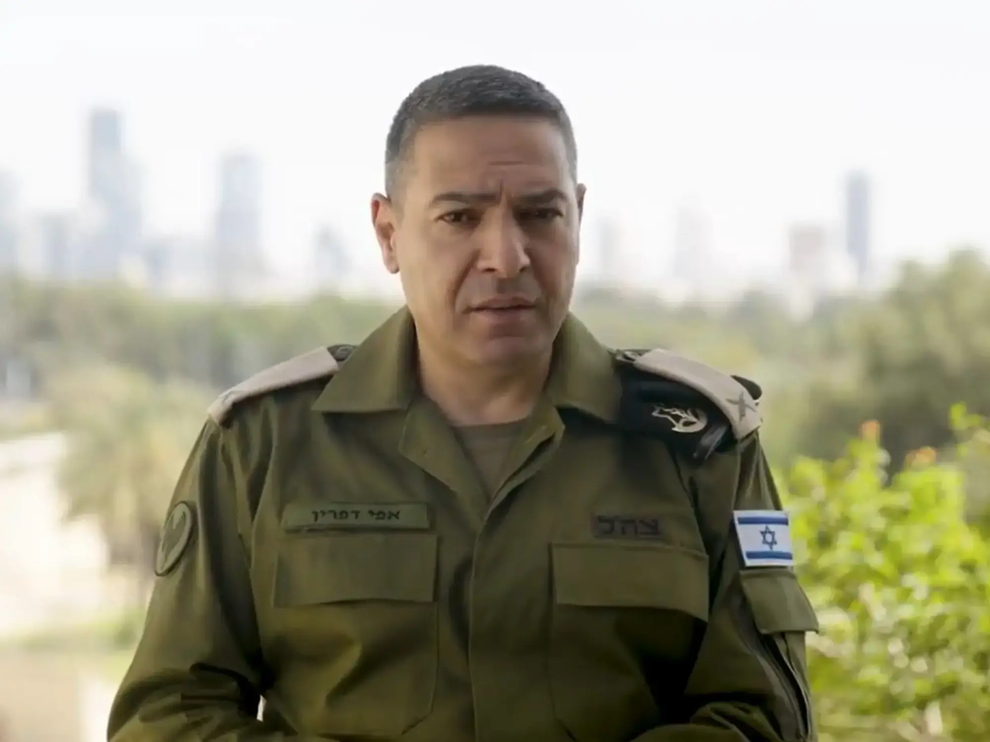 Ali Larijani, habla con periodistas en Teherán, Irán, el 20 de septiembre de 2005.