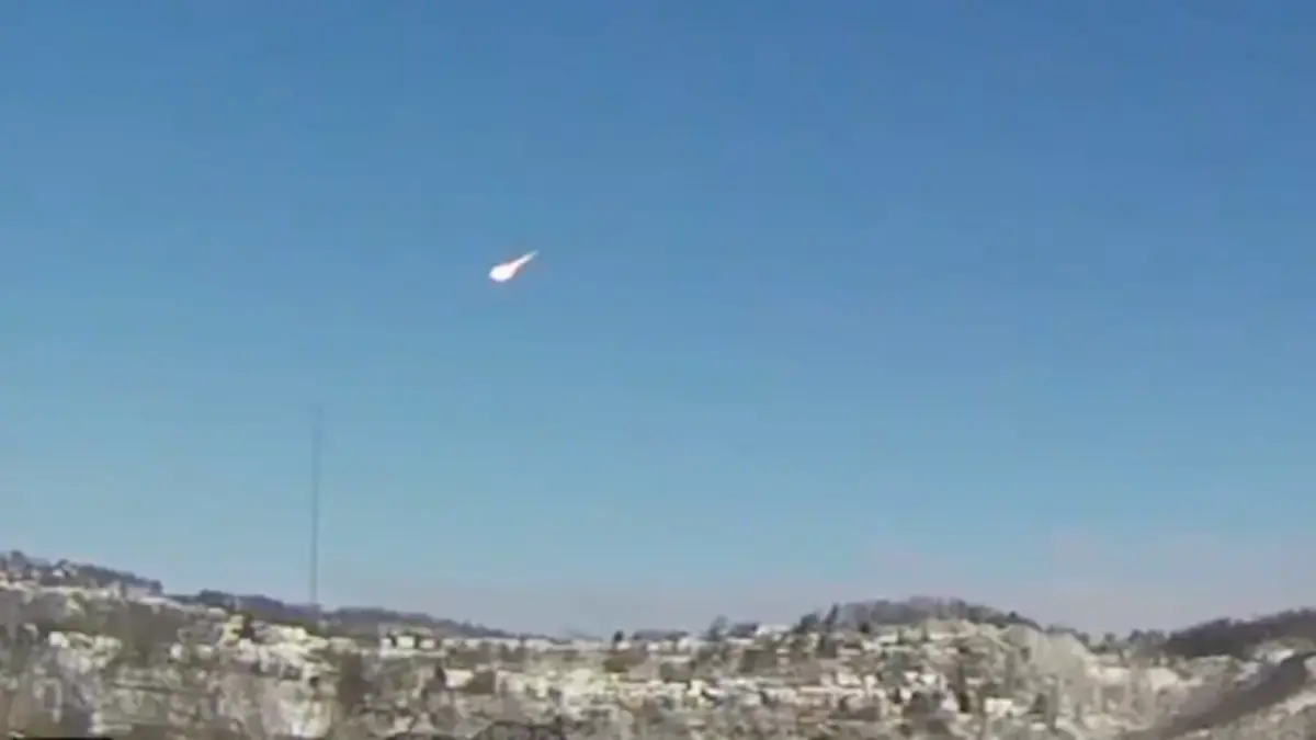 Imagen del destello de luz del meteorito captada por el satélite GLM de la NOAA.