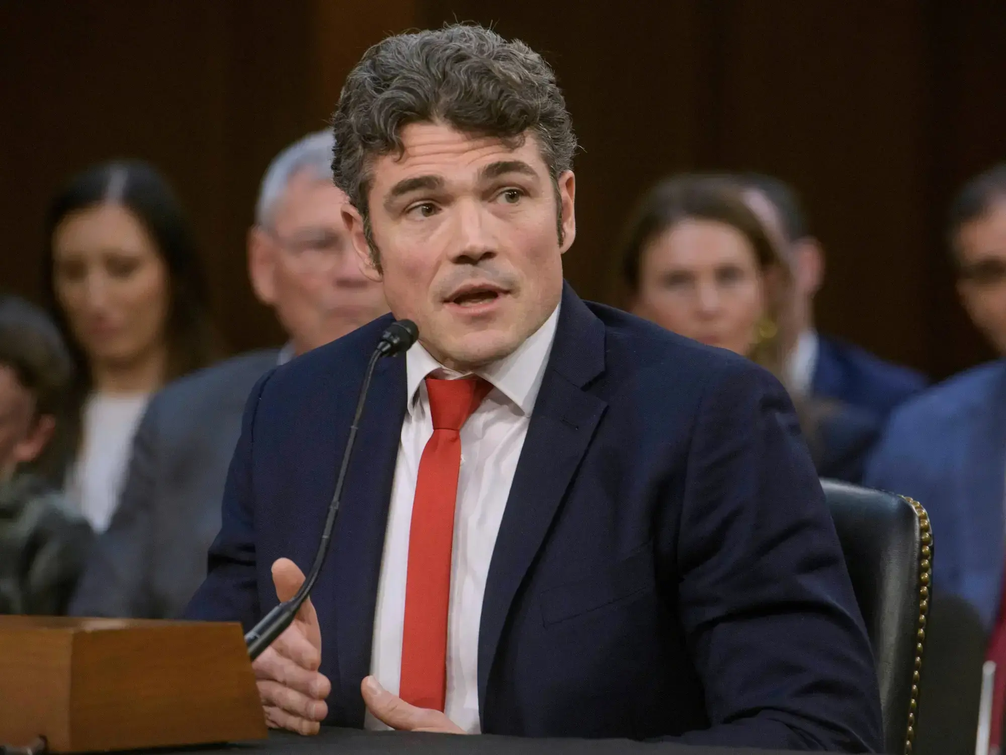 Joseph Kent comparece ante el Comité de Inteligencia del Senado en una audiencia para su confirmación