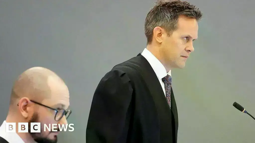 Un boceto judicial muestra a Marius Borg Høiby durante el juicio.
