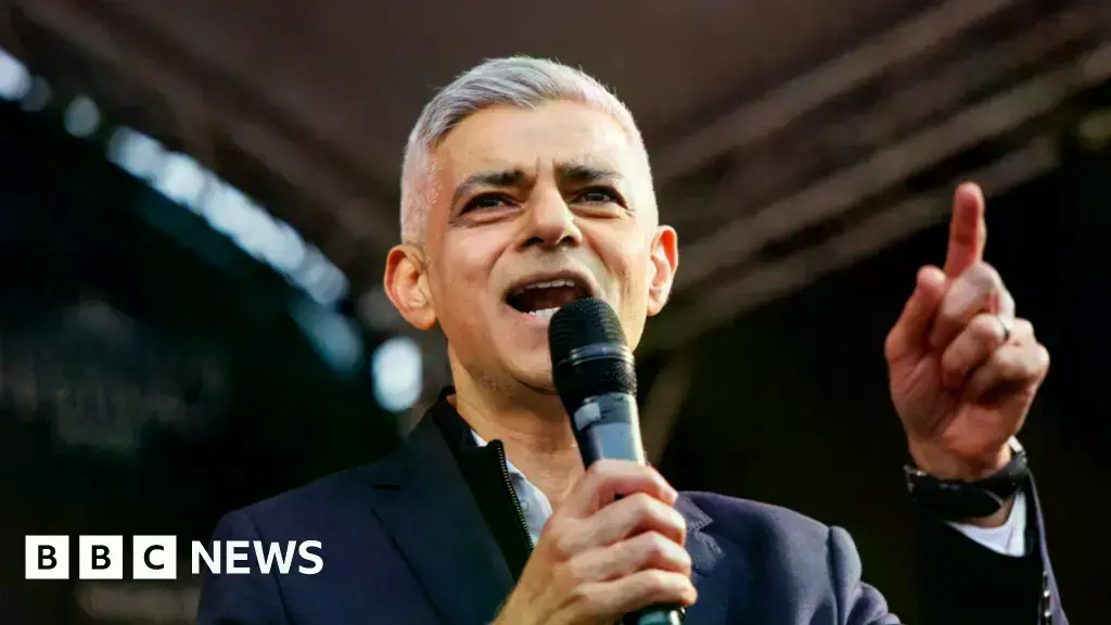 Sadiq Khan, alcalde de Londres, durante un acto público.