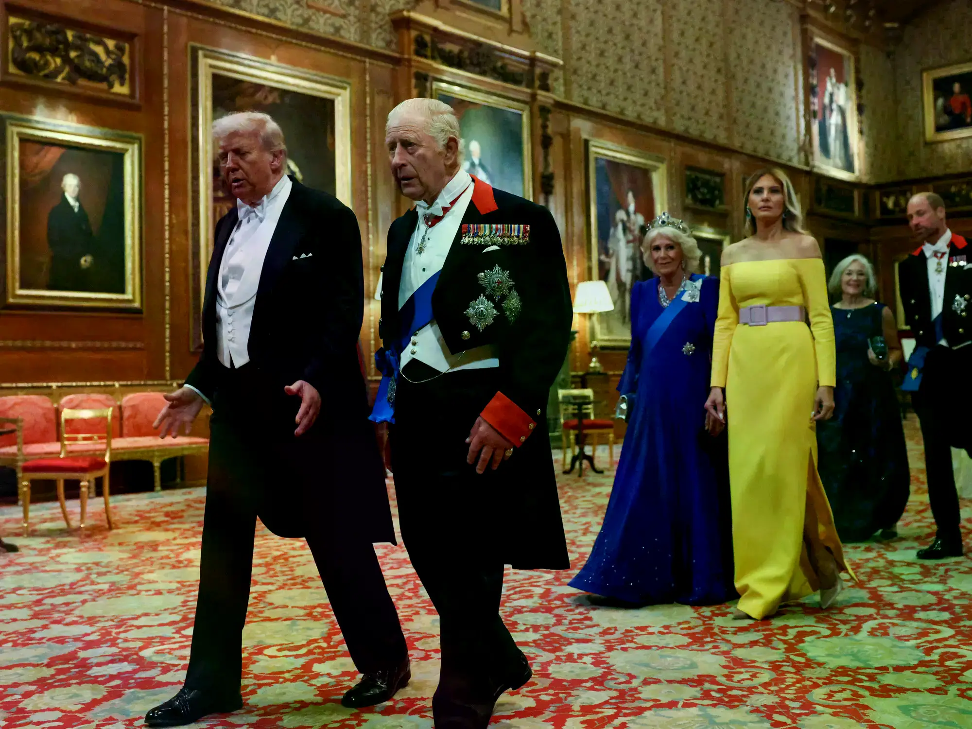 Donald Trump y Carlos III llegan a un banquete de Estado en el castillo de Windsor.