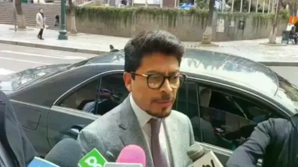 El canciller Fernando Aramayo.