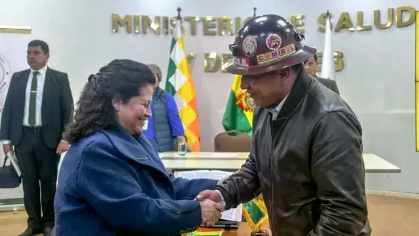 Acto de posesión del nuevo presidente del directorio de la CNS.