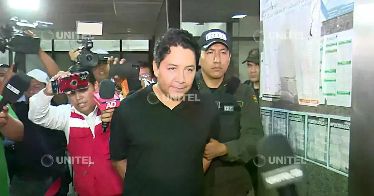 Marcelo Arce Mosqueira es puesto ante el juez de audiencia cautelar.