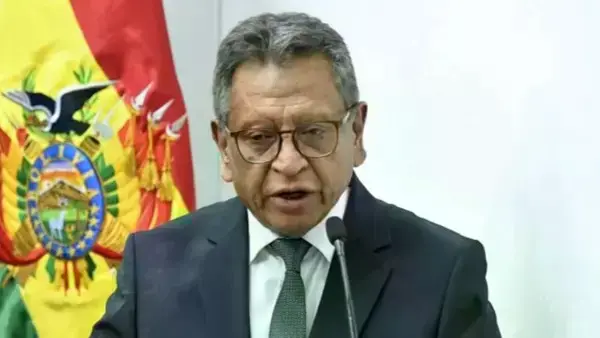 Ministro Marco Antonio Oviedo.