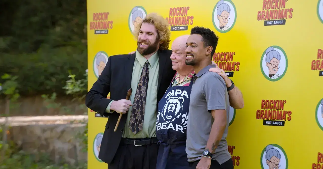 Fotograma de 'Jury Duty Presents: Company Retreat'.