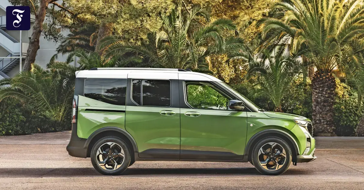 El Ford Tourneo Courier, con un diseño que podría salir de un cómic de aventuras.