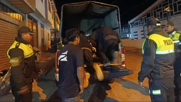 Operativo policial en Chuquisaca durante la aplicación del Auto de Buen Gobierno.