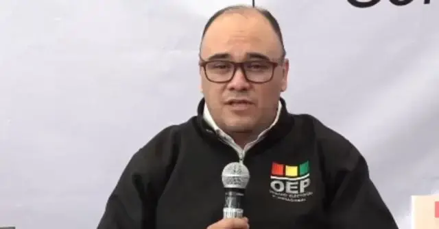 Ávila durante el informe de media jornada de este domingo.