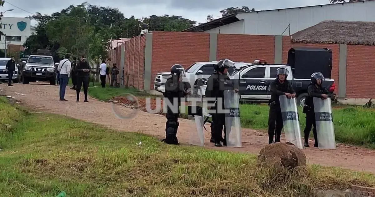 Operativo de apertura de cajas fuertes en la zona del Urubó.