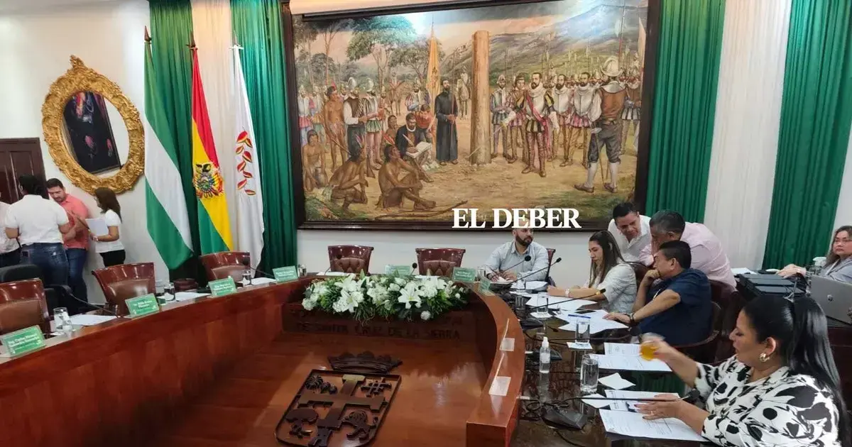 Sesión en el Concejo Municipal cruceño