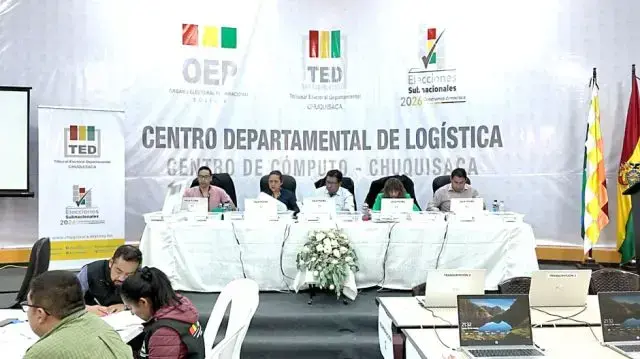 El TED instaló el centro de cómputo en el Polideportivo de Garcilazo.