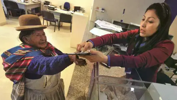 Cobro de pensiones. Foto ilustrativa.