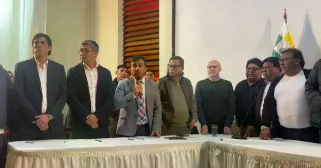 Transportistas firman acuerdo con el Gobierno.