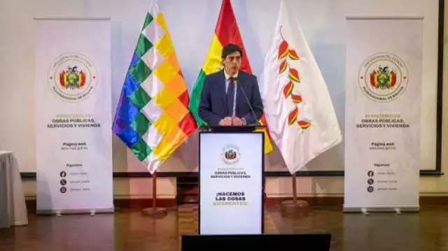 El ministro de Obras Públicas, Mauricio Zamora, en la rendición de cuentas.