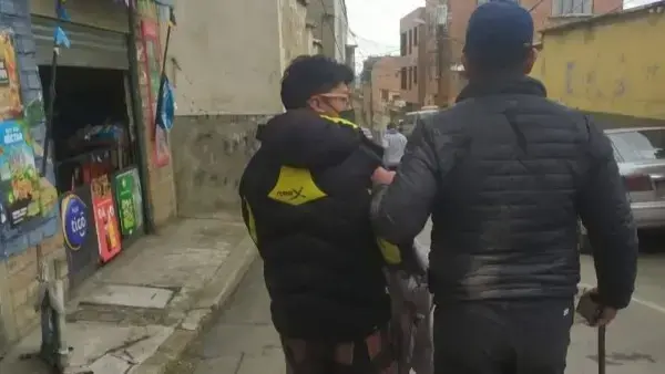 Aprehensión del fotoperiodista Álvaro V.