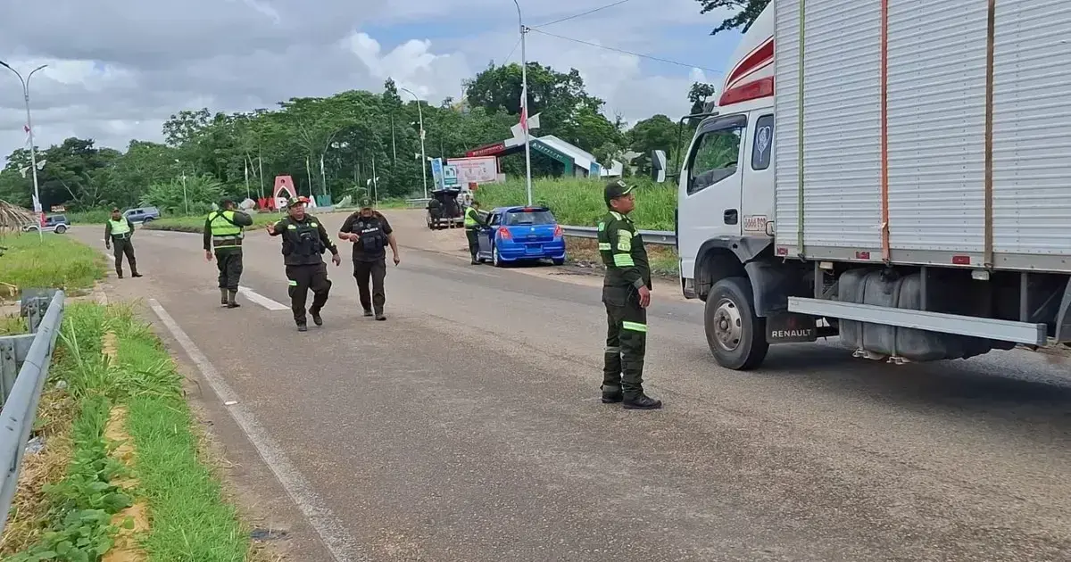 Operativos de la Policía en busca de los secuestradores