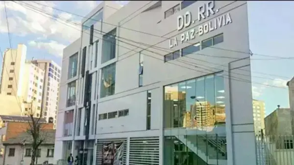 Instalaciones de Derechos Reales en La Paz.