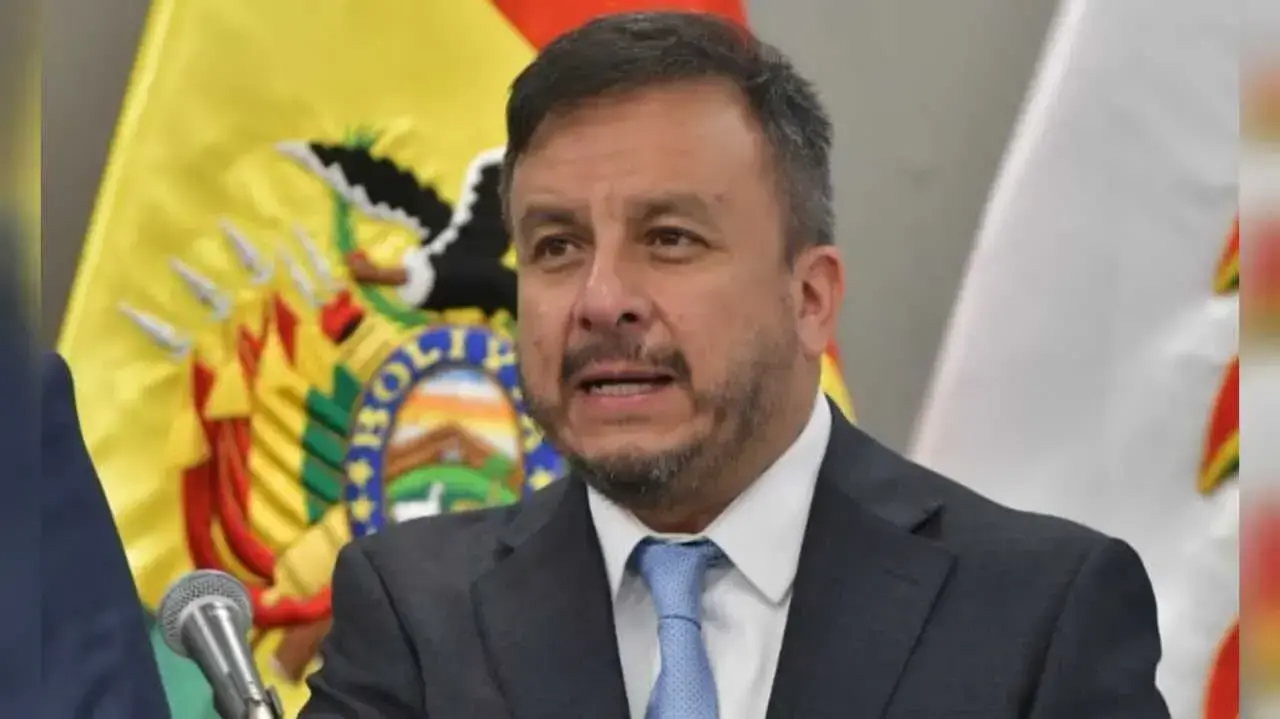 Mauricio Medinaceli, ministro de Hidrocarburos.